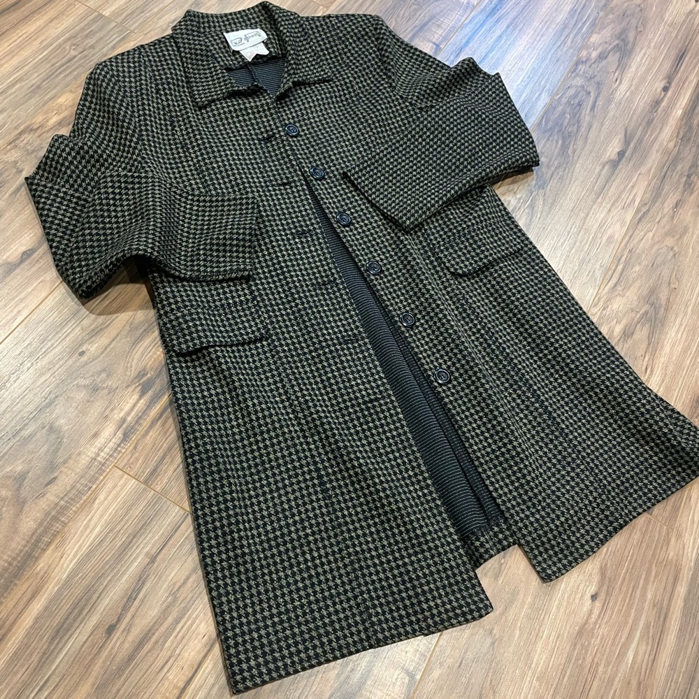 Vintage Houndstooth Button-Front Coat - Black & Olive